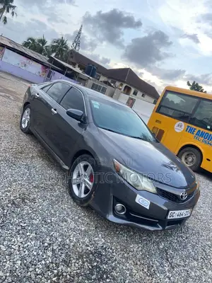 Toyota Camry 2014 Gray