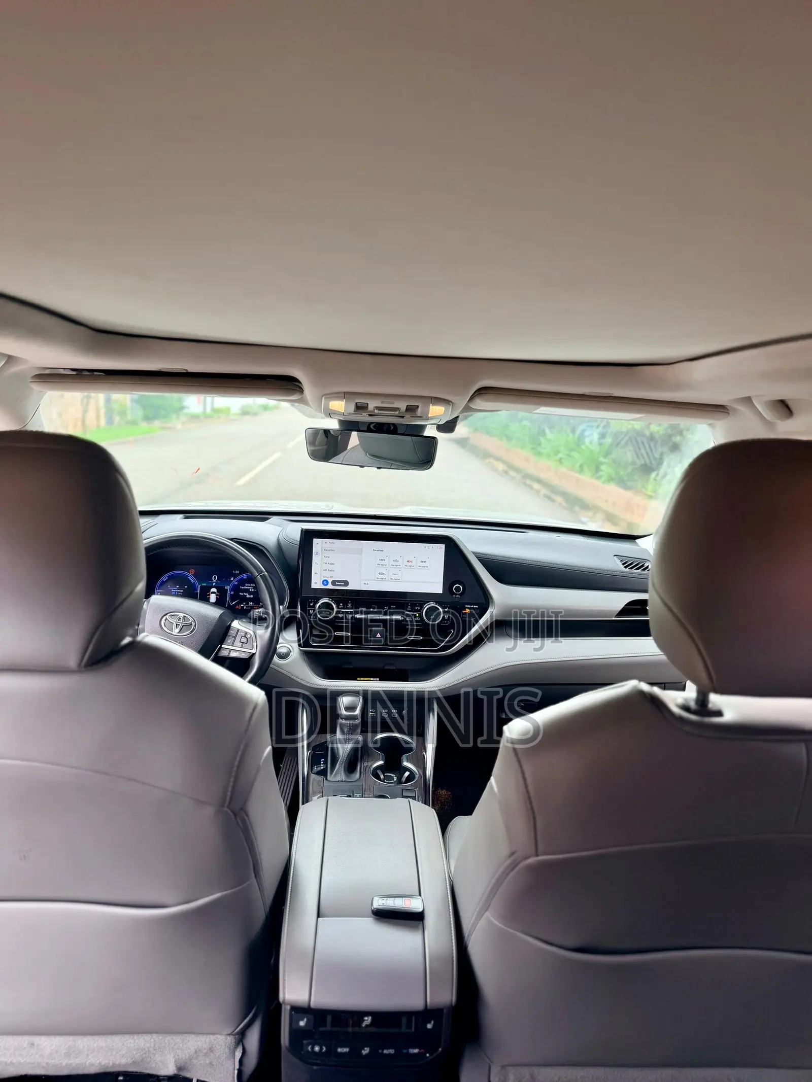 Toyota Highlander Platinum AWD 2023 White