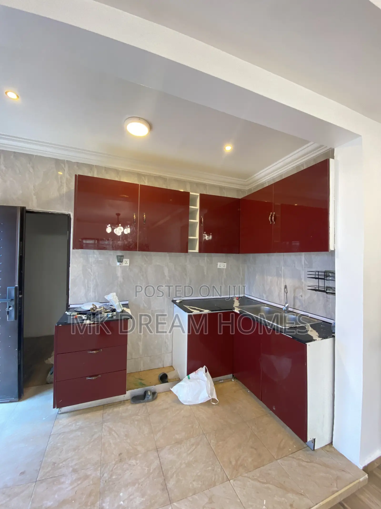 2bdrm House in Lake Side Estate for rent