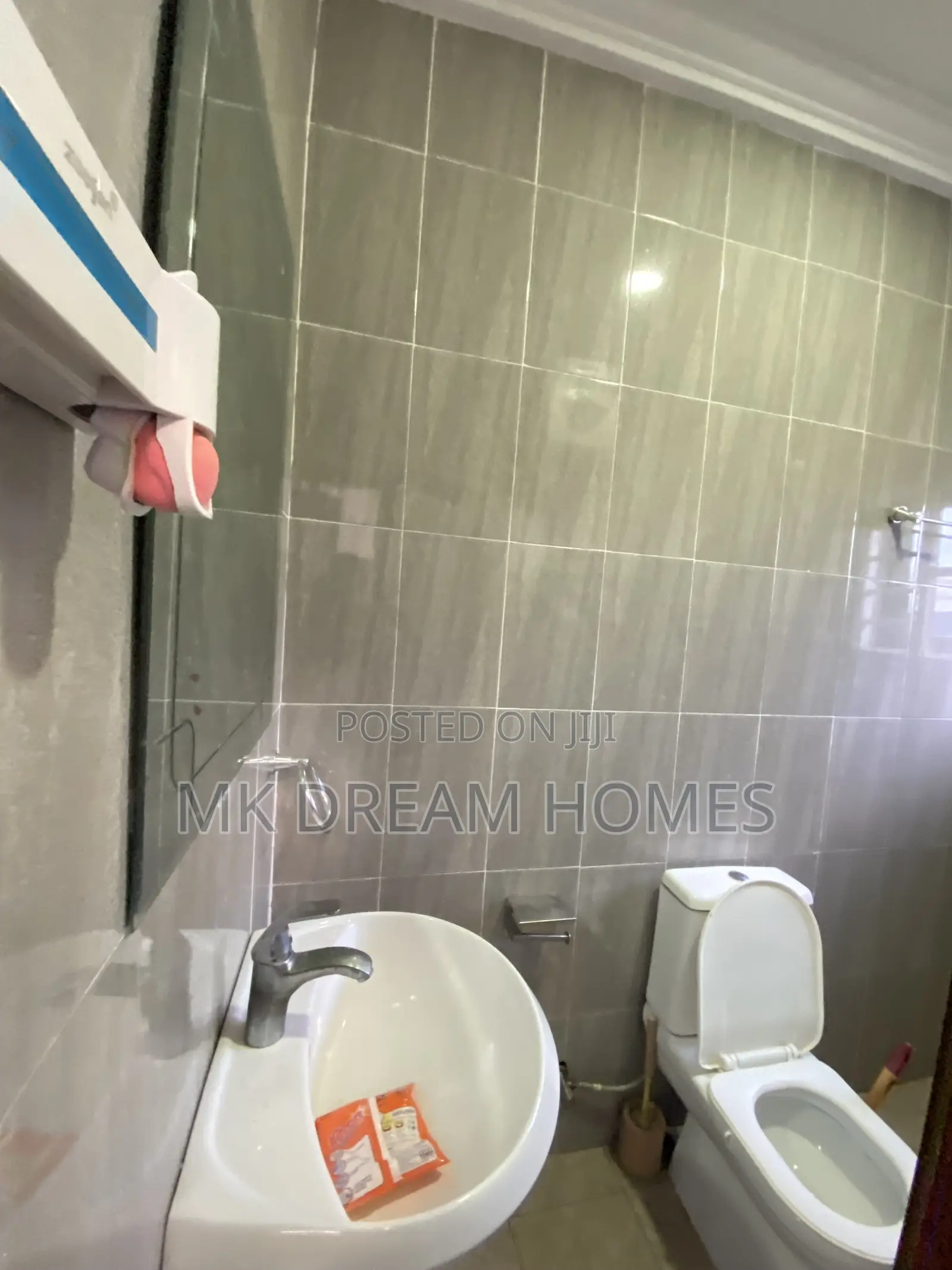 2bdrm House in Lake Side Estate for rent