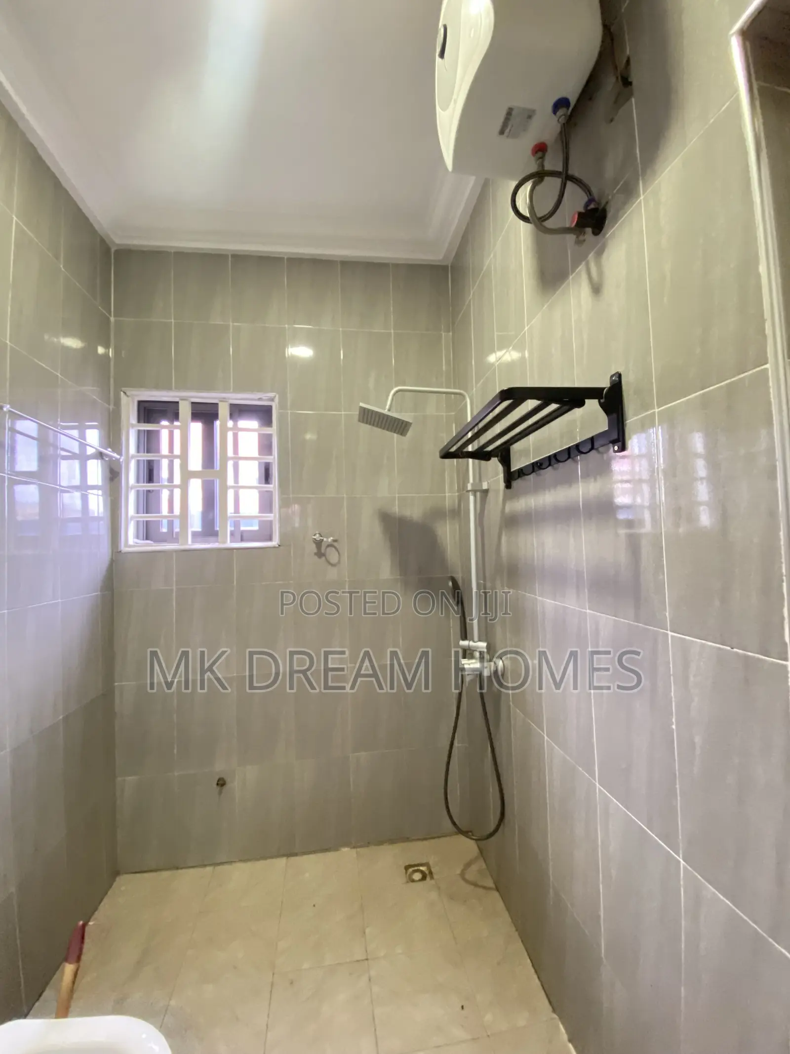2bdrm House in Lake Side Estate for rent