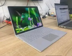 New Laptop Microsoft Surface Book 8GB Intel Core i7 SSD 256GB