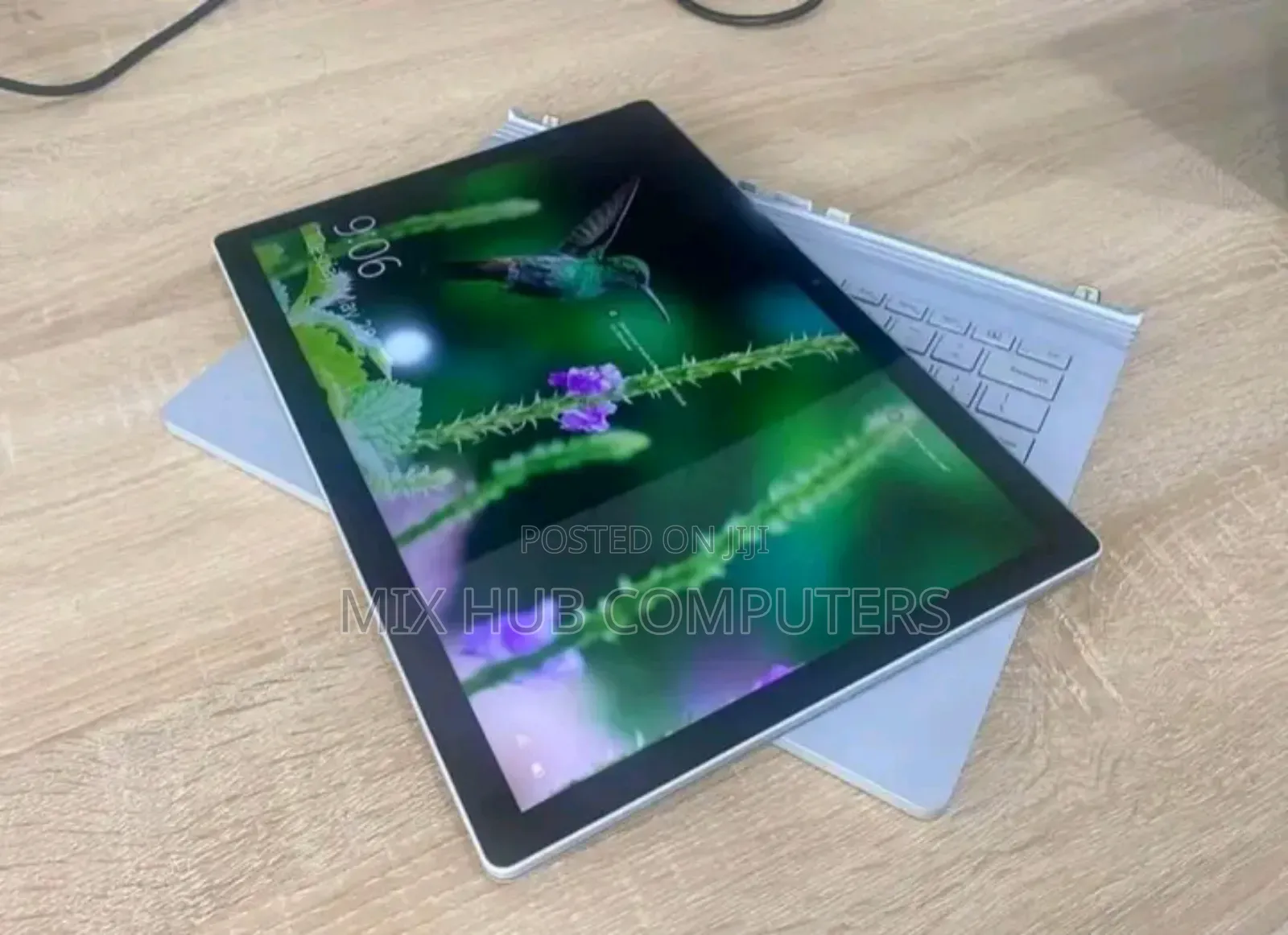 New Laptop Microsoft Surface Book 8GB Intel Core i7 SSD 256GB