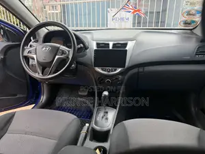 Hyundai Accent GLS 2013 Blue