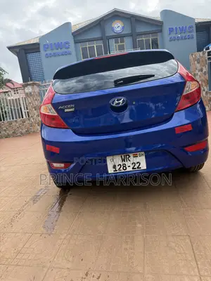 Hyundai Accent GLS 2013 Blue