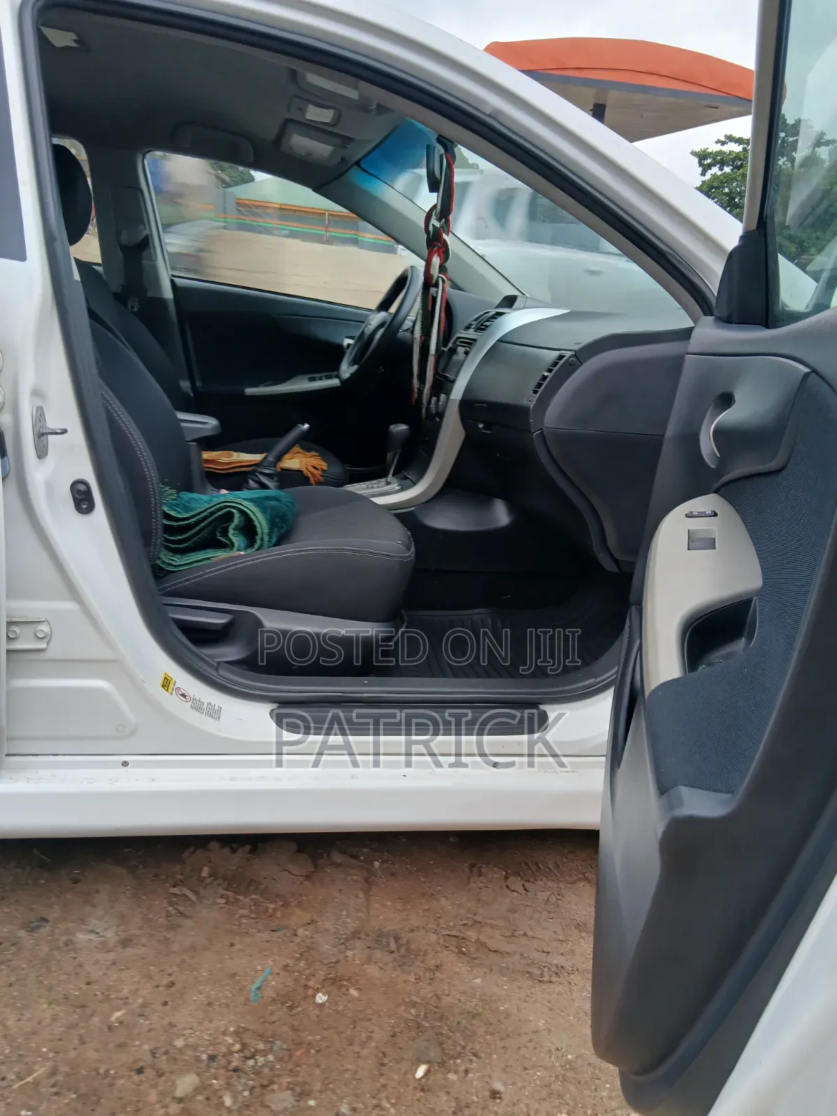 Toyota Corolla 2013 White