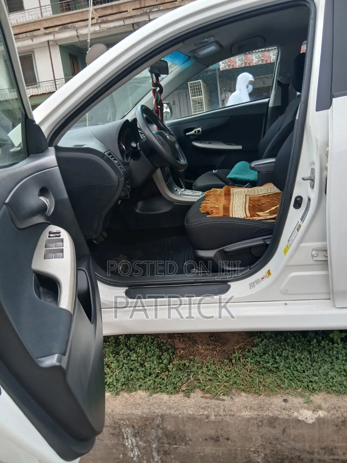 Toyota Corolla 2013 White