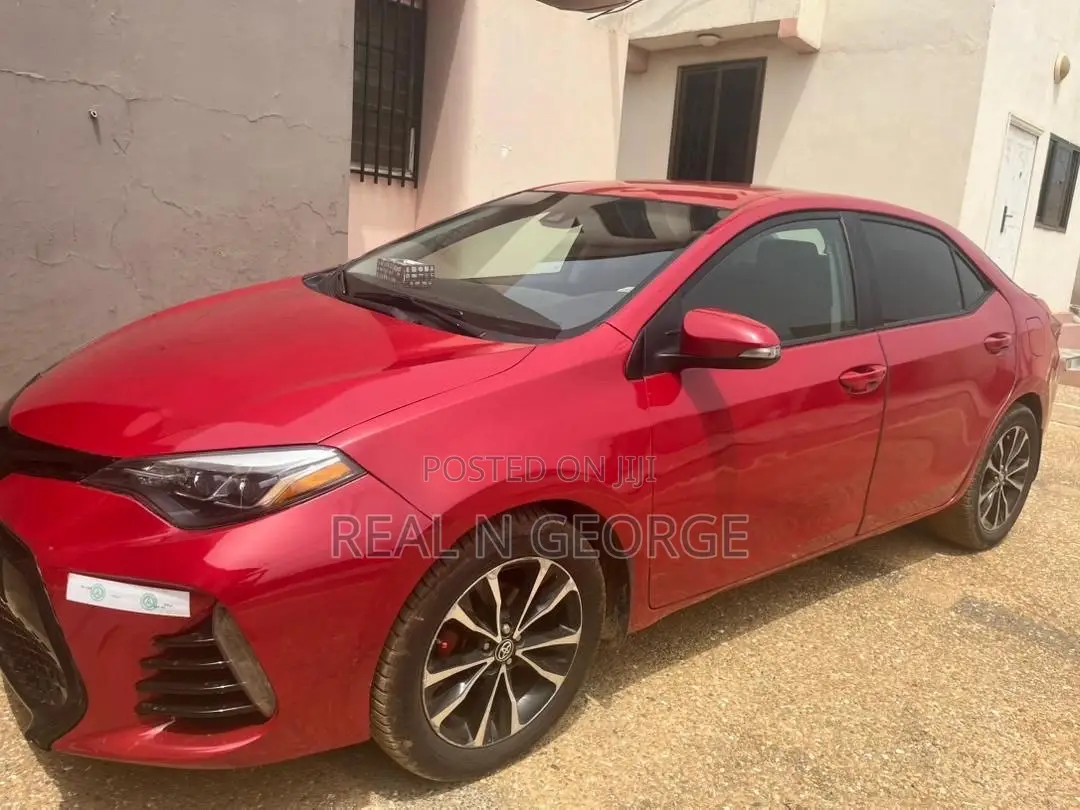 Toyota Corolla SE (1.8L 4cyl 2A) 2018 Red