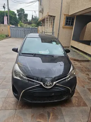 Toyota Yaris 2017 Black