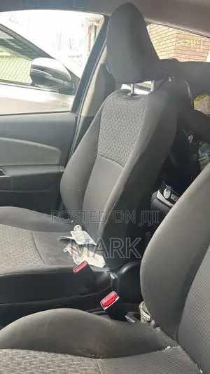 Toyota Yaris 2017 Black