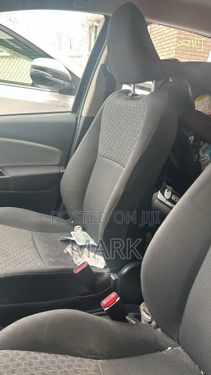 Toyota Yaris 2017 Black