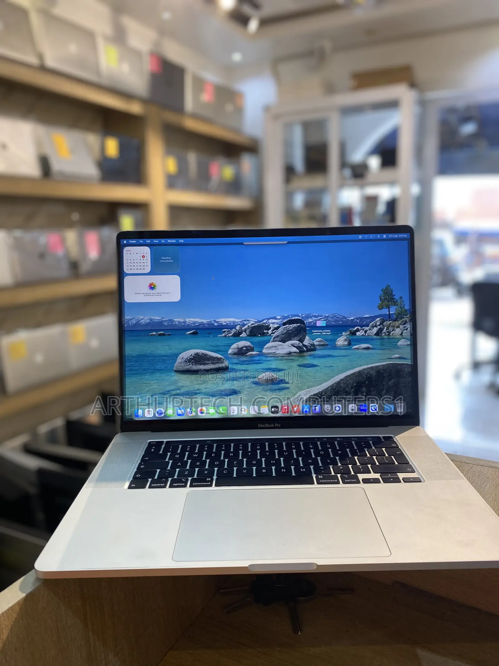 Laptop Apple MacBook Pro 2019 16GB Intel Core i9 SSD 1T