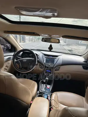 Hyundai Elantra Limited Sedan FWD (1.8L 4cyl 6A) 2013 Black