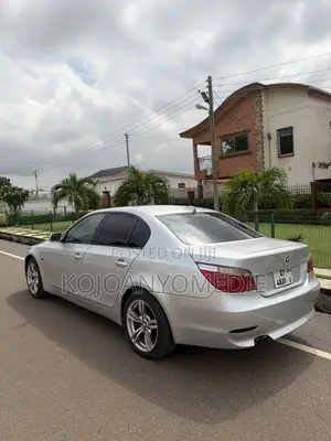 BMW 520i 2005 Silver