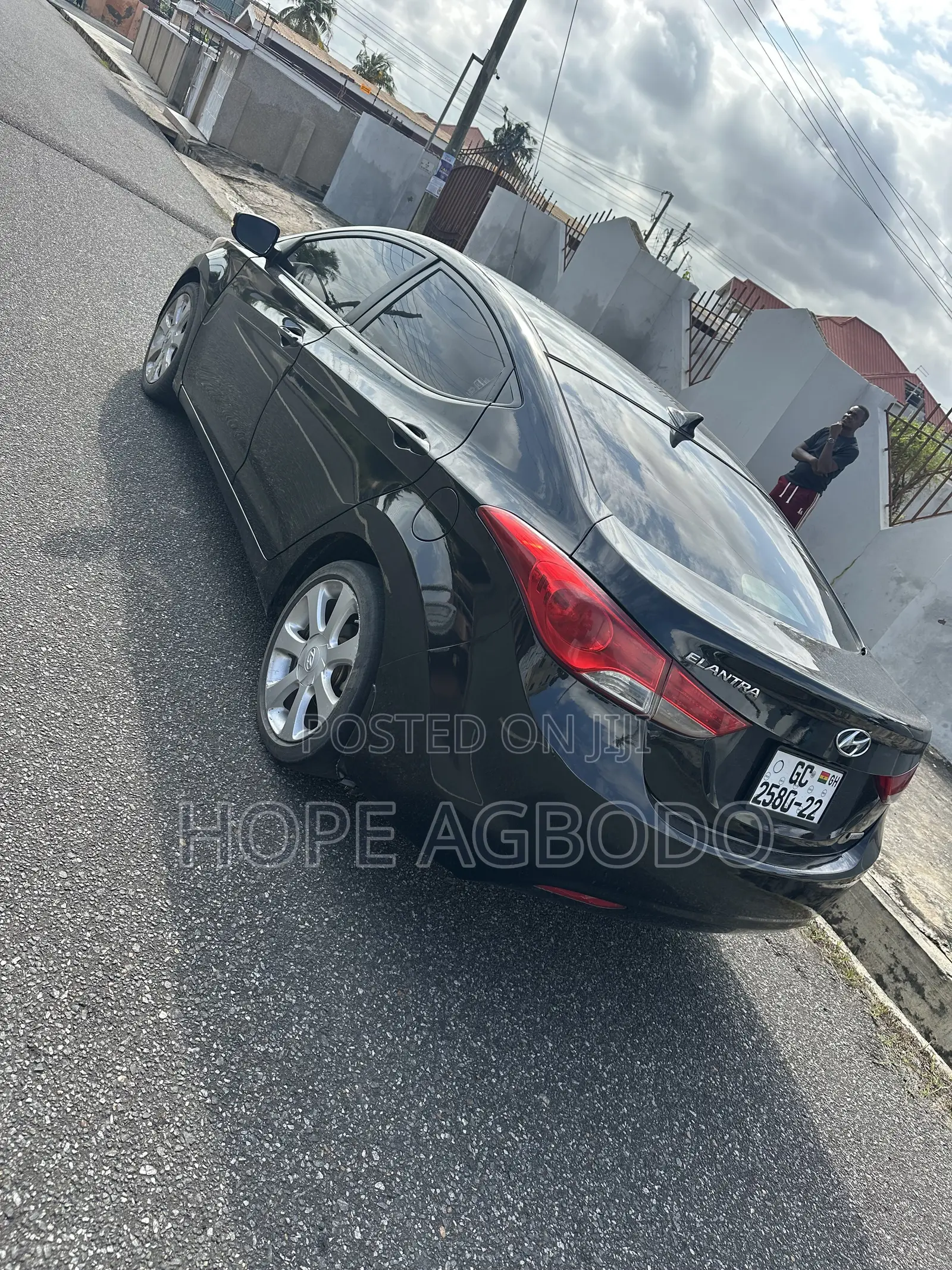 Hyundai Elantra Limited Sedan FWD (1.8L 4cyl 6A) 2013 Black