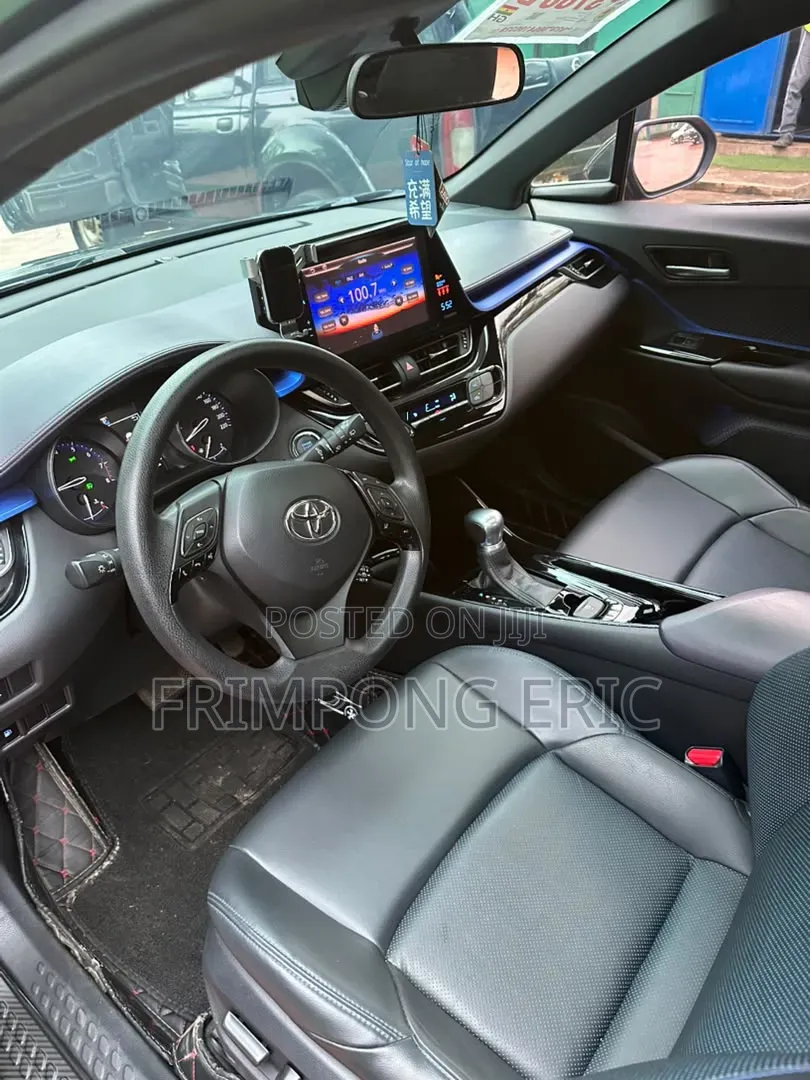 Toyota C-HR 2020 Black