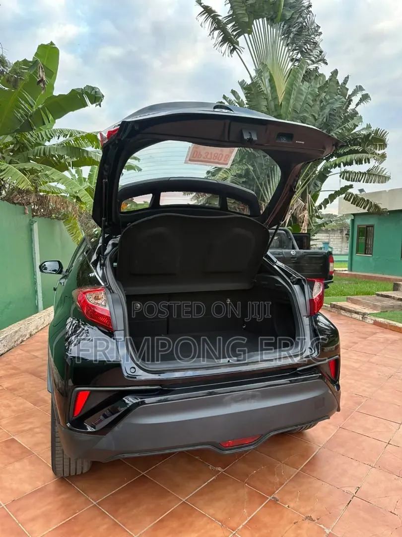 Toyota C-HR 2020 Black