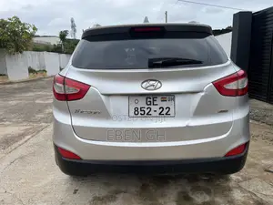 Hyundai Tucson Limited AWD 2012 Silver
