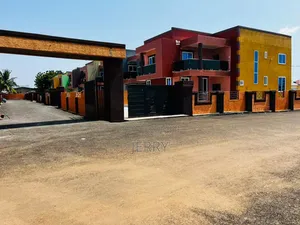 4bdrm House in Regimanuel Gray Estates for sale