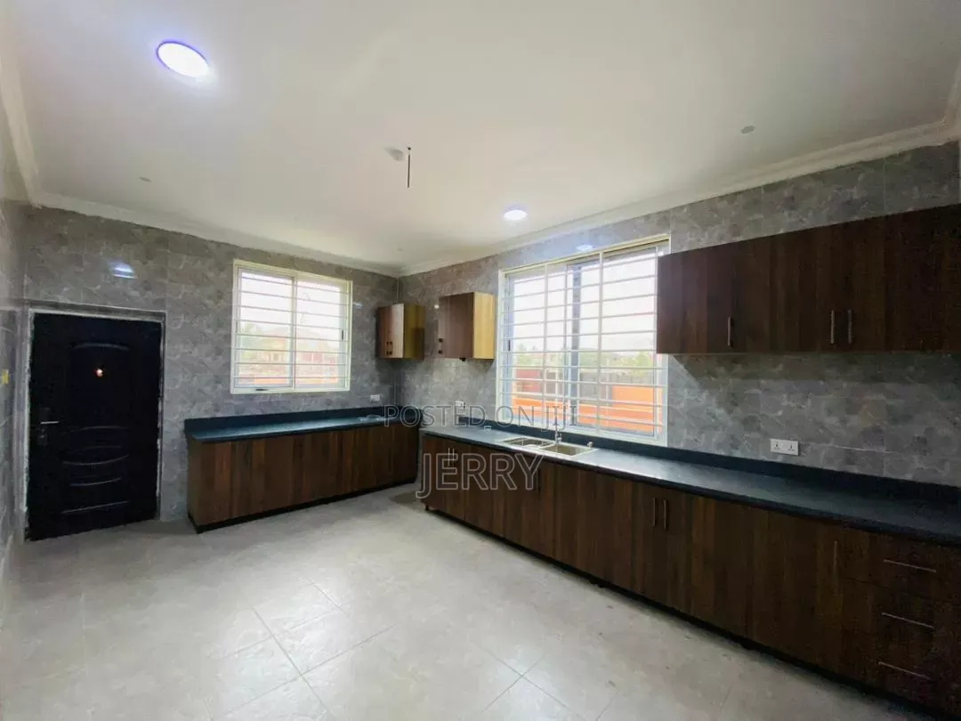 4bdrm House in Regimanuel Gray Estates for sale