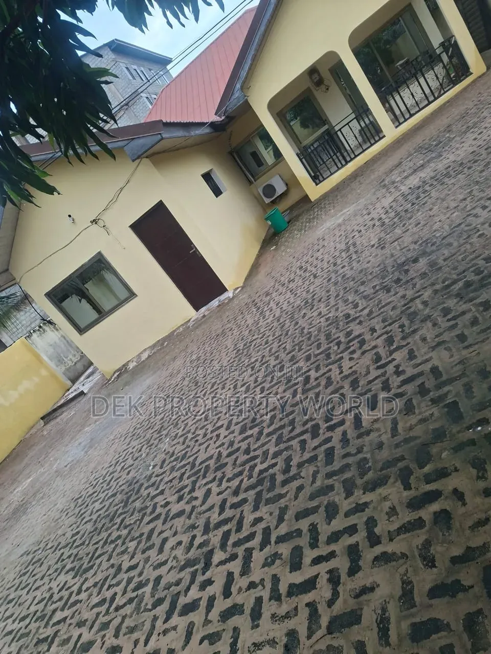 Mini Flat in Pokuase for rent