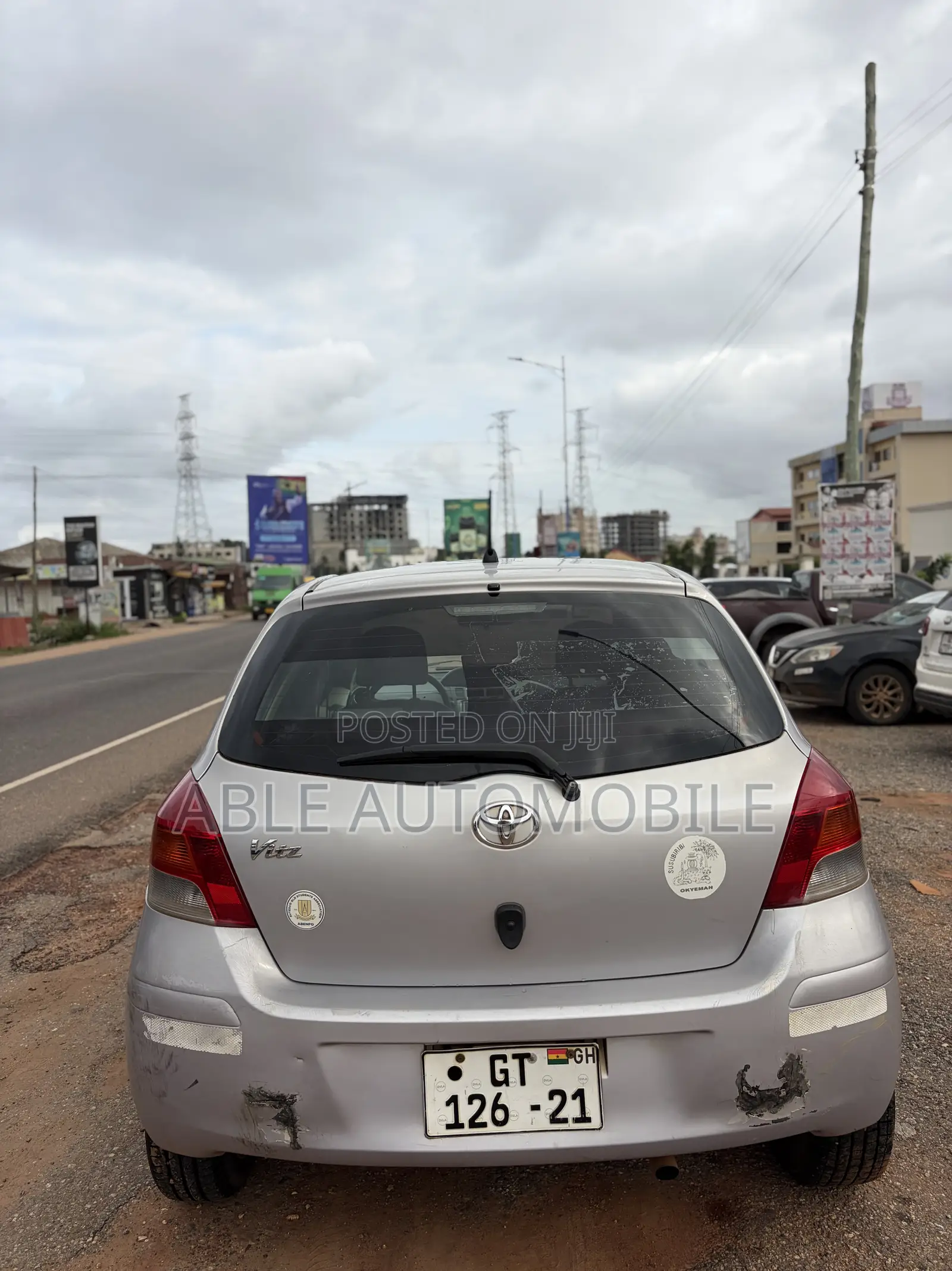 Toyota Vitz 1.3 AWD 5dr 2010 Silver