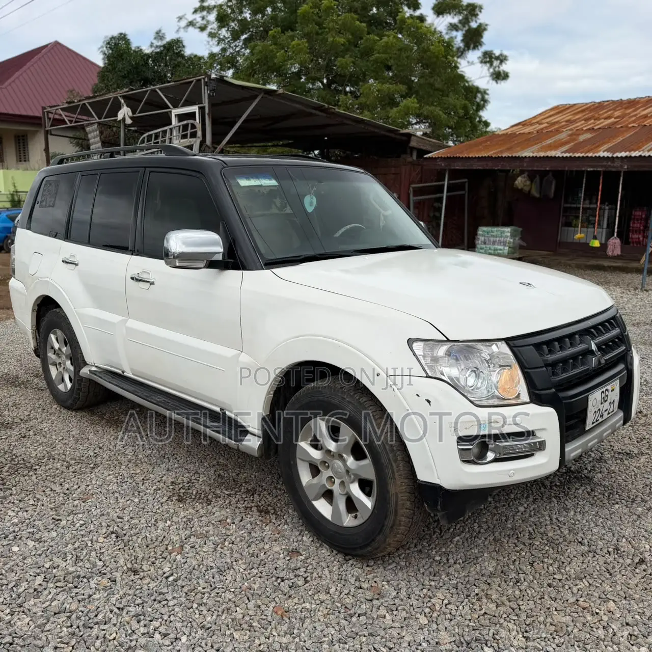 Mitsubishi Pajero V80 3.5 V6 GL/GLS 2015 White