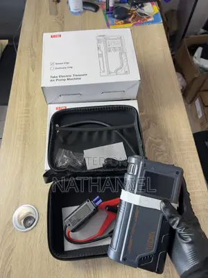 T-700 4-in-1 Portable Car Jump Starter Tyre Inflator 