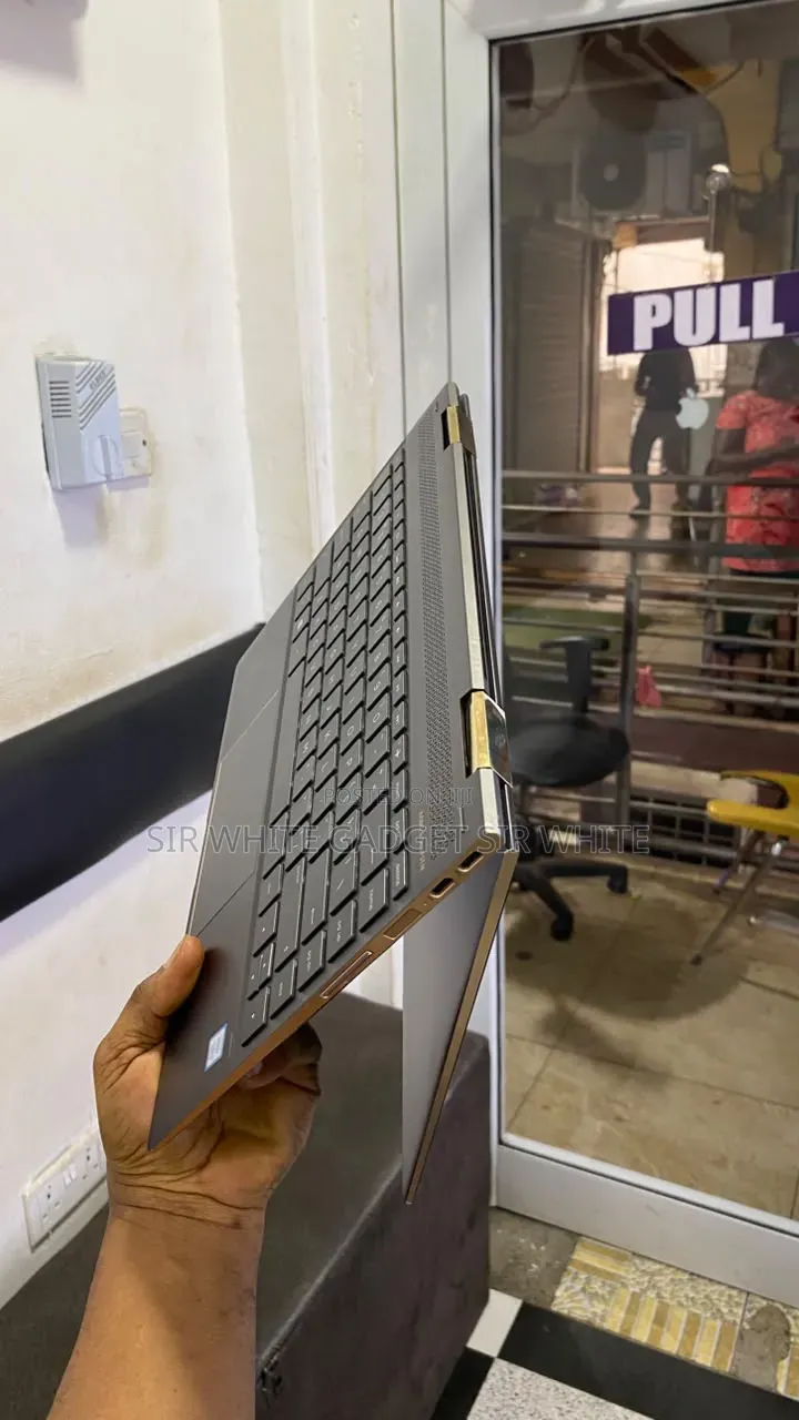 Laptop HP Spectre X360 16GB Intel SSD 256GB