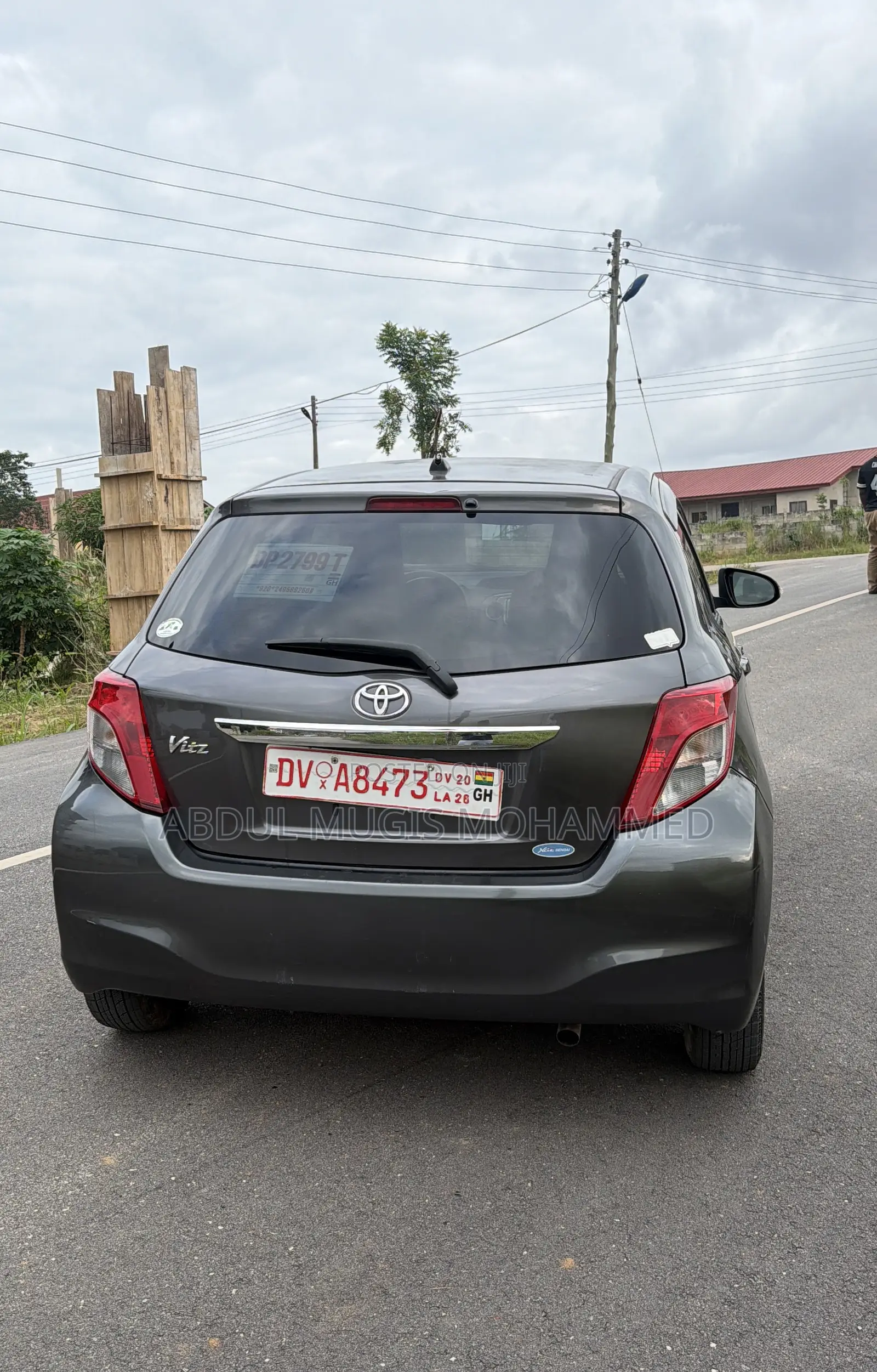 Toyota Vitz 1.3 FWD 3dr 2011 Gray