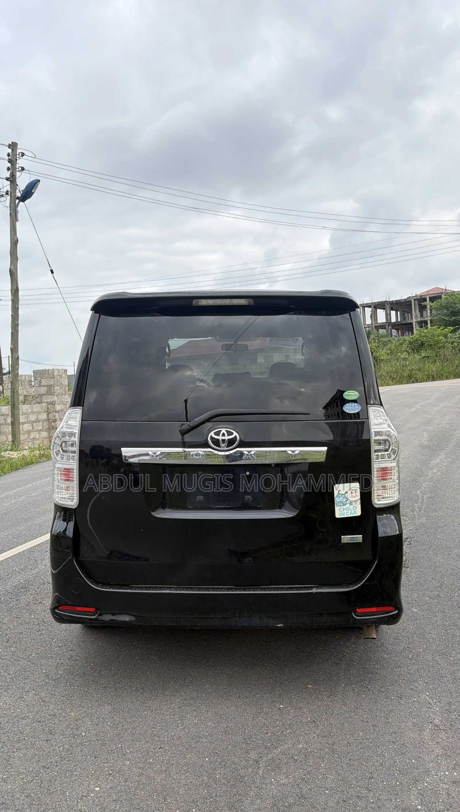 Toyota Voxy X 2WD 8-Seater 2013 Black