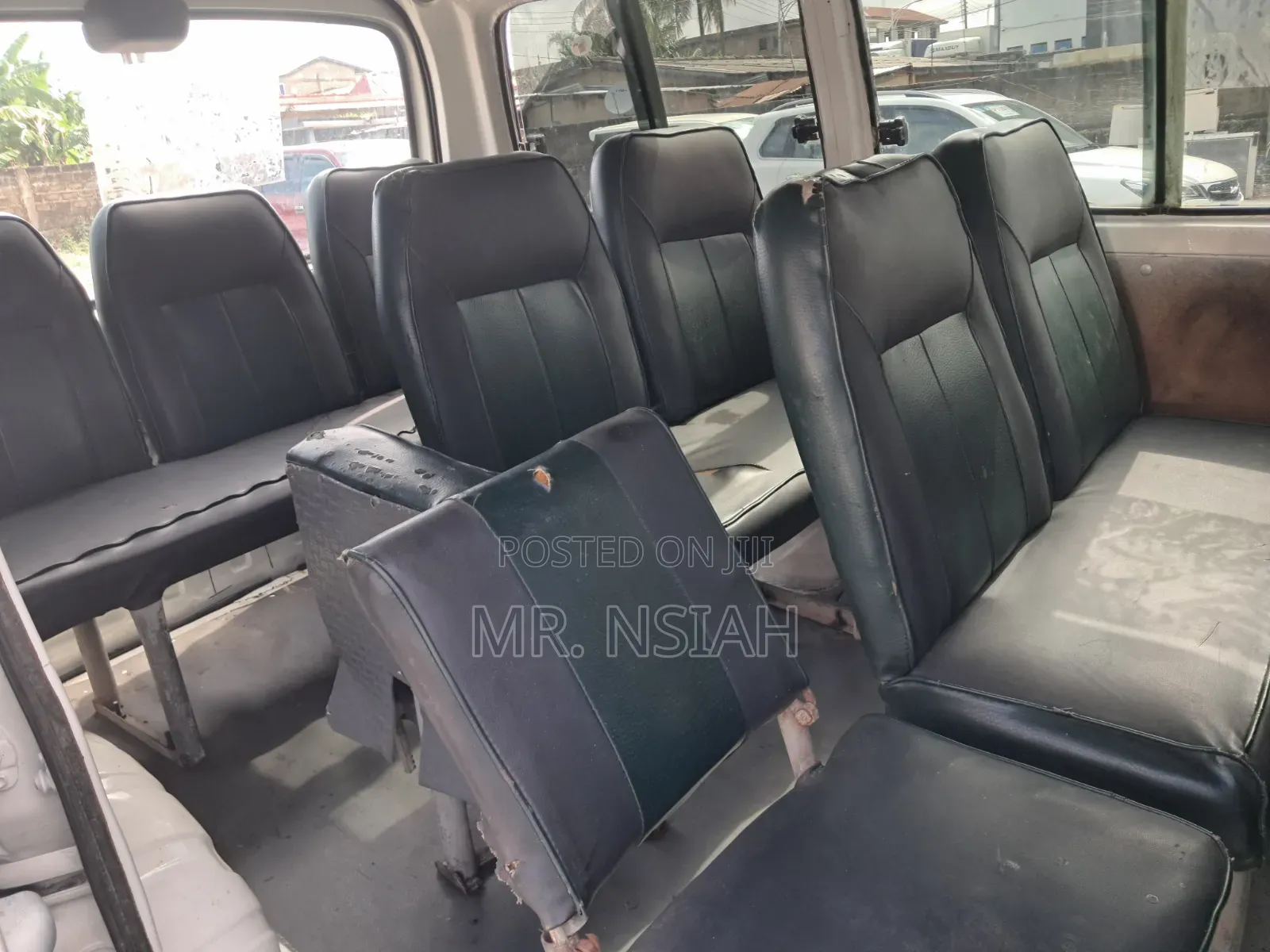 Toyota HiAce 2010 White