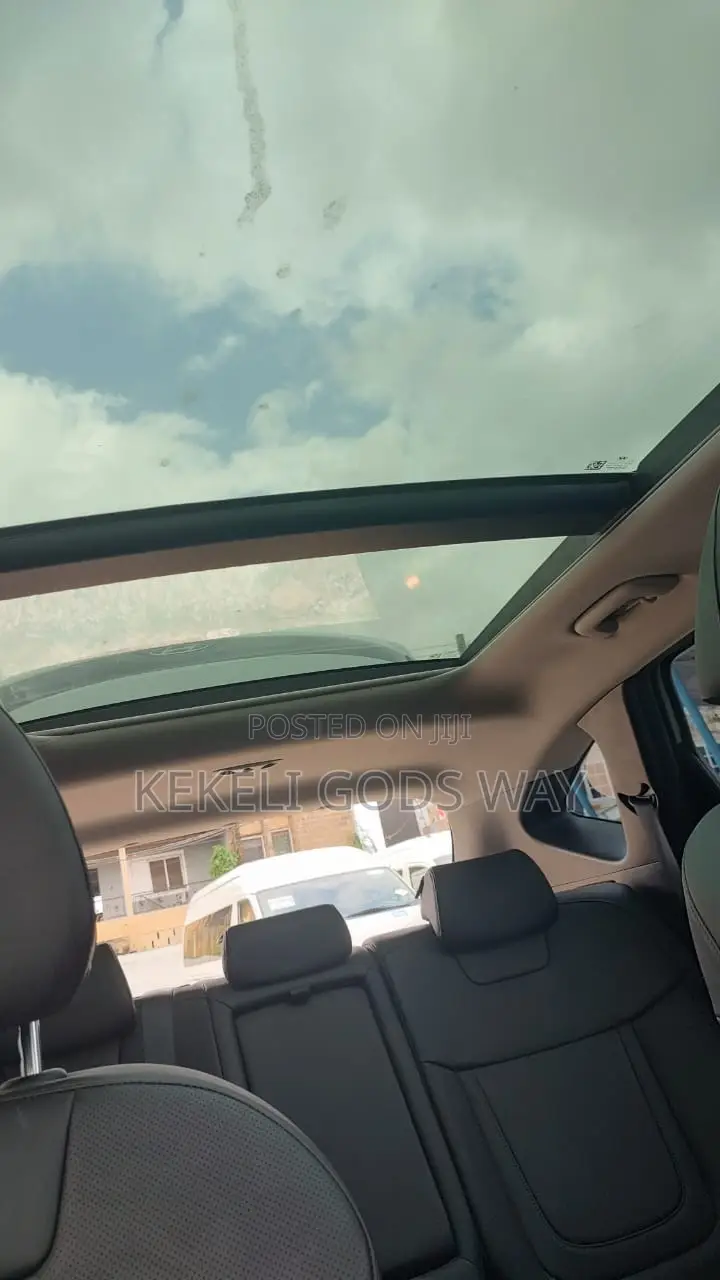 Hyundai Tucson Limited 2022 White