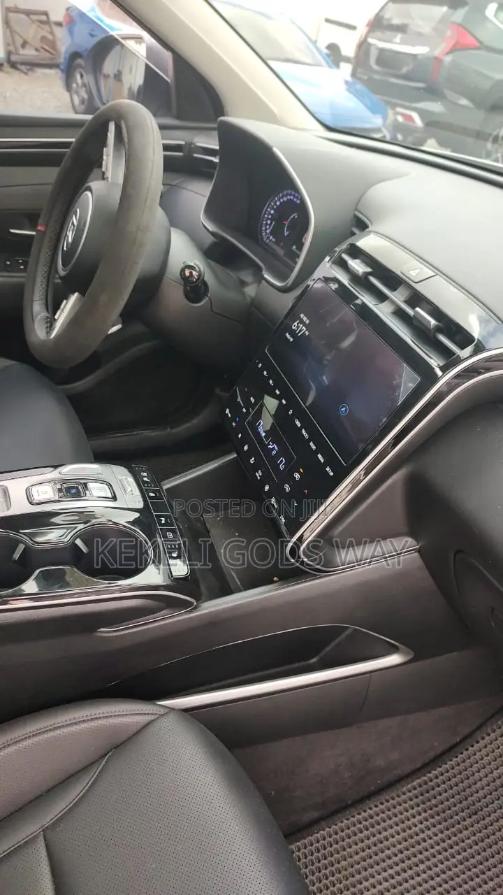 Hyundai Tucson Limited 2022 White