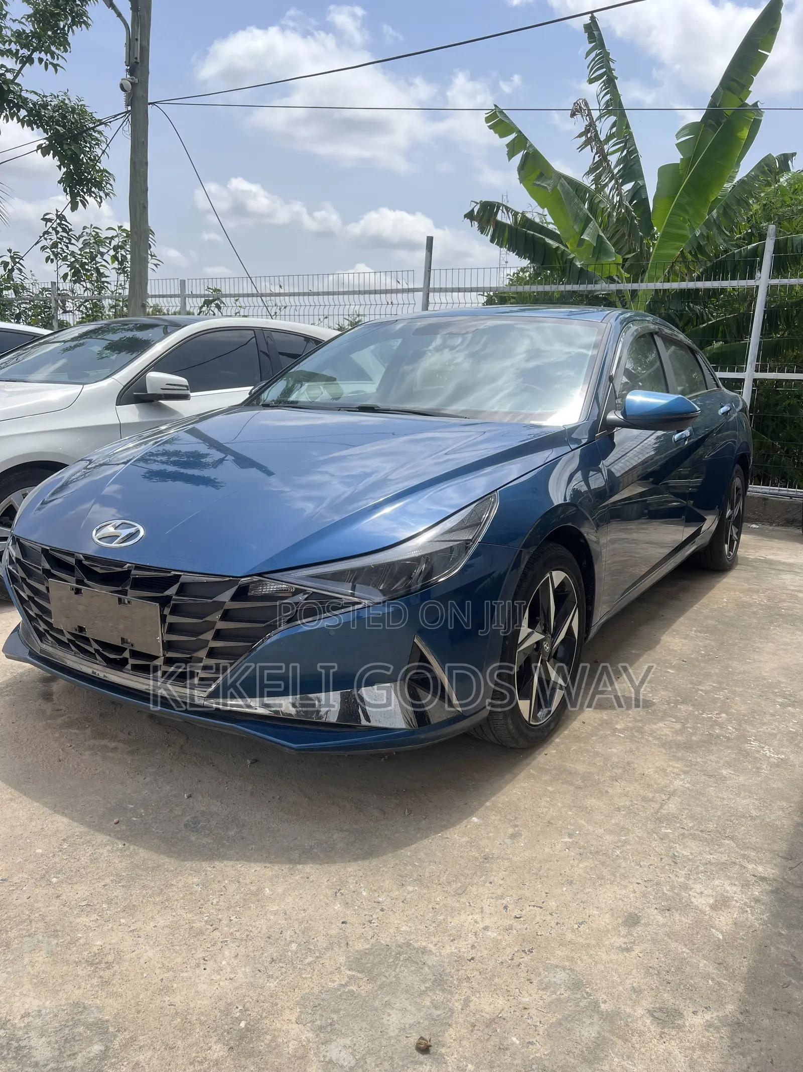 Hyundai Elantra Limited 2022 Blue
