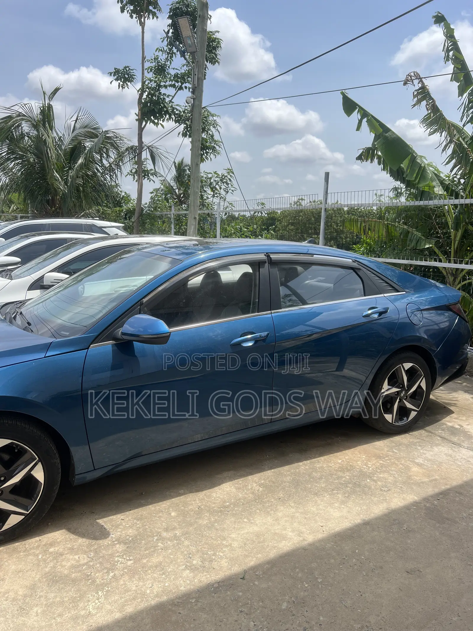 Hyundai Elantra Limited 2022 Blue