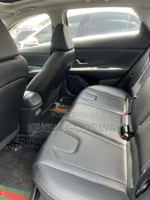 Hyundai Elantra Limited 2022 Blue
