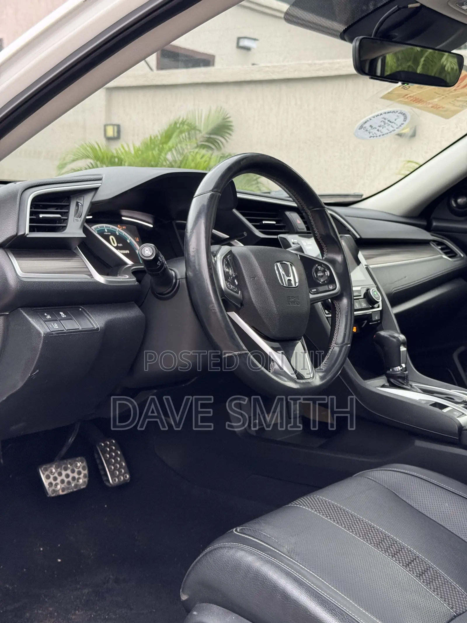 Honda Civic Touring Sedan 2019 White