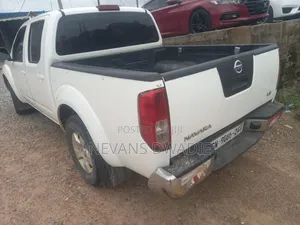 Nissan Navara 2014 White