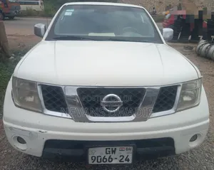 Nissan Navara 2014 White