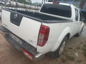 Nissan Navara 2014 White
