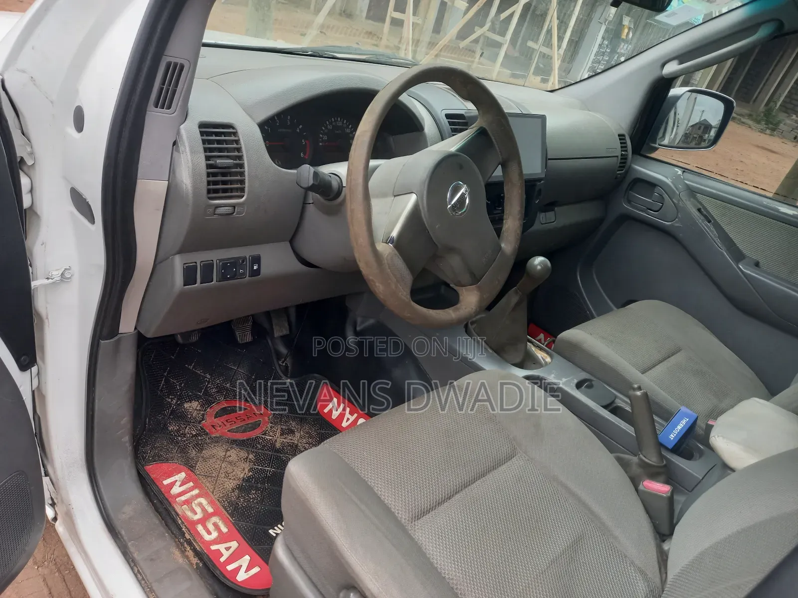 Nissan Navara 2014 White