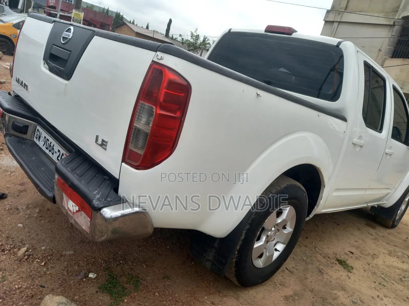 Nissan Navara 2014 White