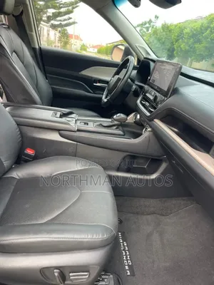 Toyota Grand Highlander Limited AWD 2024 Pearl