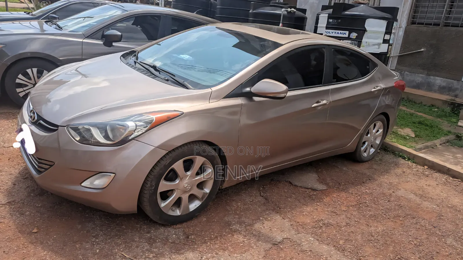 Hyundai Elantra Limited 2011 Gold