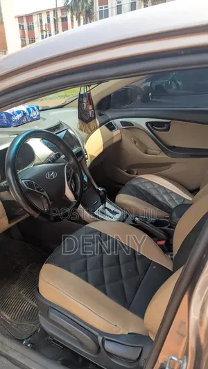 Hyundai Elantra Limited 2011 Gold