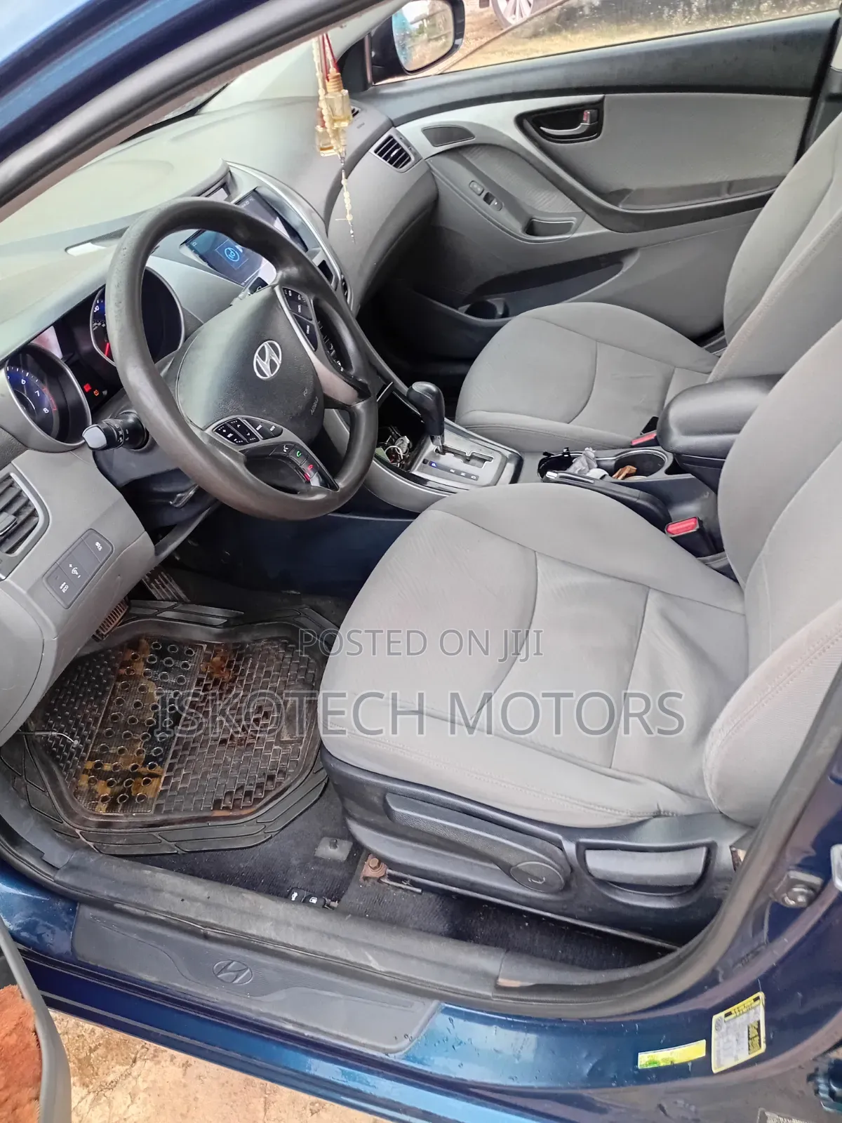Hyundai Elantra 2012 Blue