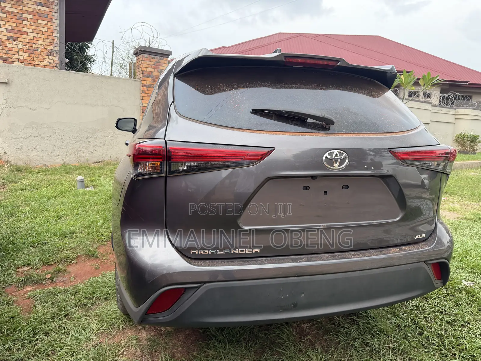 Toyota Highlander XLE AWD 2023 Gray