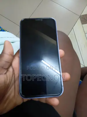 Apple iPhone 12 64 GB Purple