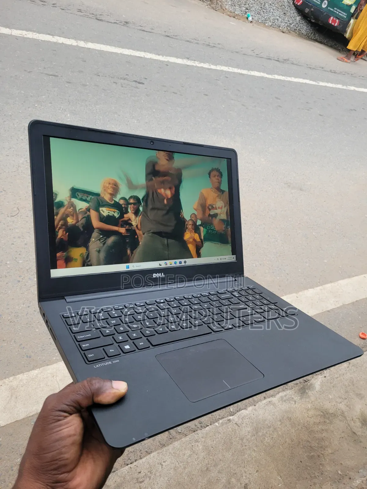 Laptop Dell Latitude 3550 8GB Intel Core i5 HDD+SSD 500GB